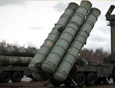 Ρωσία: S-400 και πλοία με βαλλιστικούς πυραύλους έχουν καταστήσει «φρούρια» Κριμαία και Καλίνινγκραντ